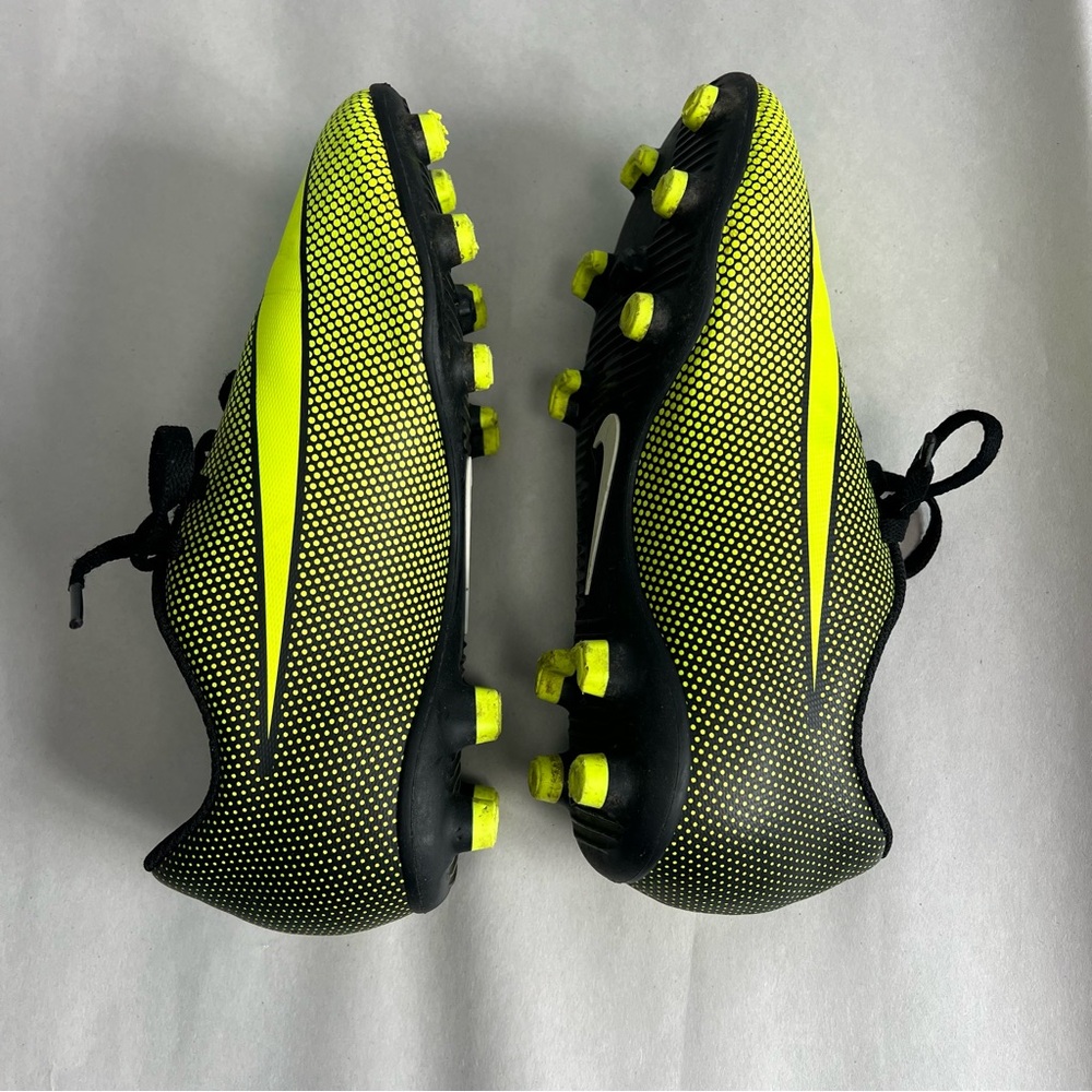 Nike Bravat II FG Soccer Cleats Youth 2.5Y Black Volt Firm Ground Lightweight - Picture 5 of 9